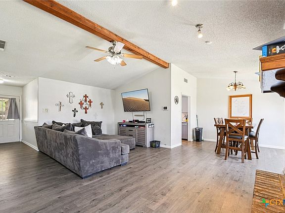 3rd image of 3202 Paintrock Dr