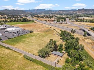 2908 Willow Springs Rd, Central Pt, OR 97502