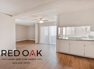 8614 Woodley Ave APT 216, North Hills, CA 91343