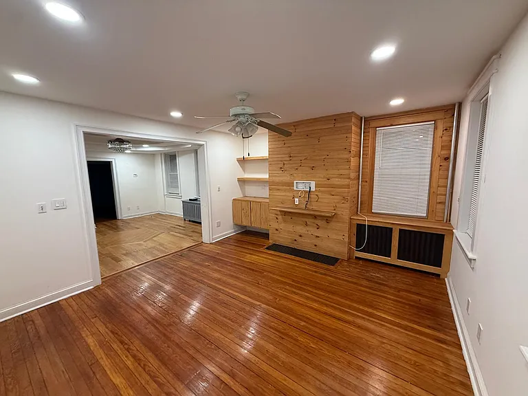 149 W Kingsbridge Rd #2 — Photo 1