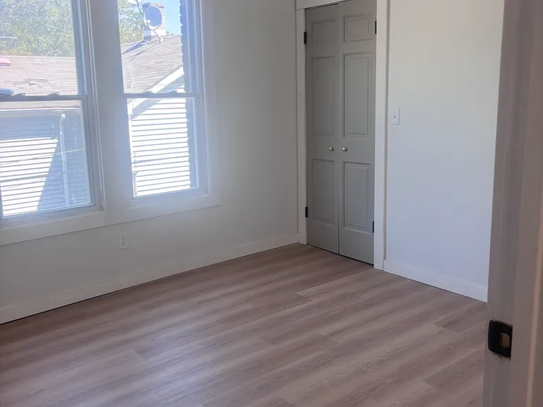 527 Gooding St #1 — Photo 6