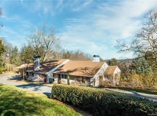 160 South Dr, Laurel Park, NC 28739