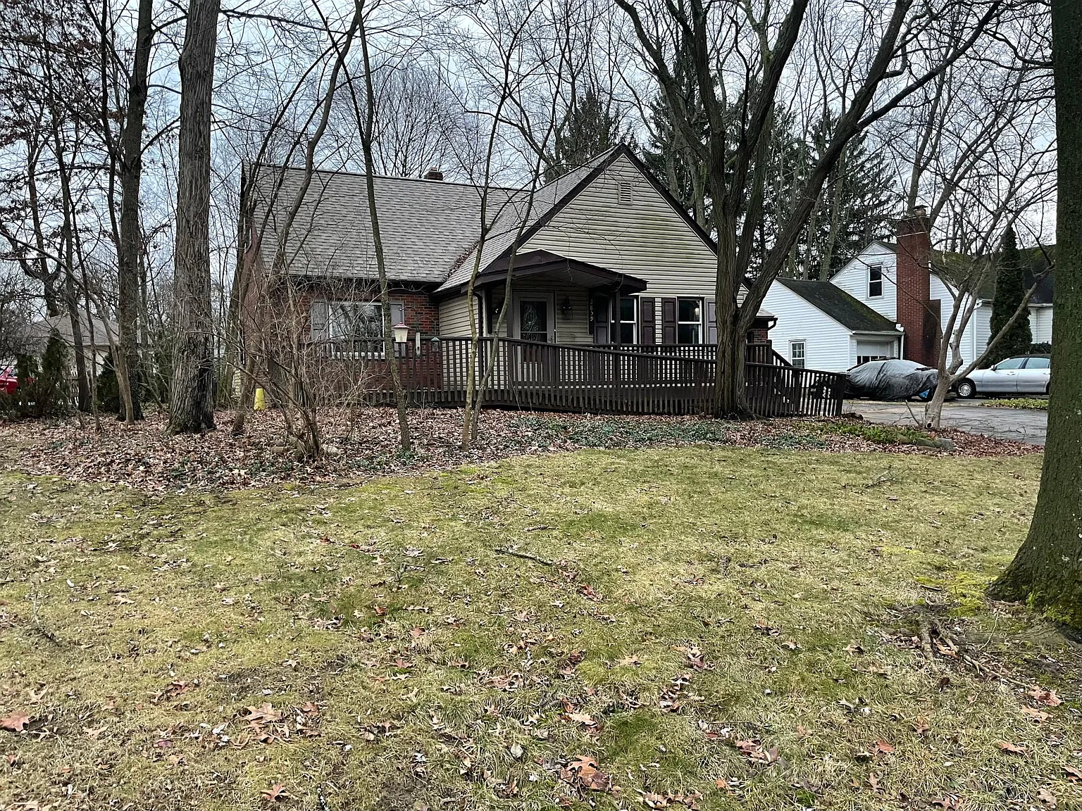 2859 Landon Dr — Photo 2