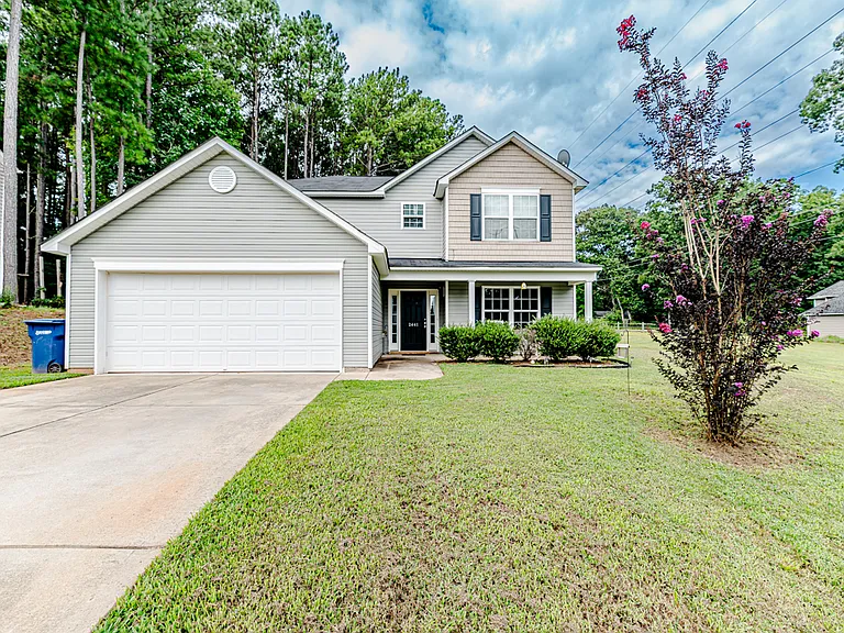 2441 Westgate Dr — Photo 1