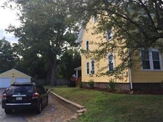 2nd image of 264 Franklin St #2