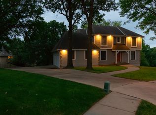 6325 Vernon Ct, Kansas City, MO 64133