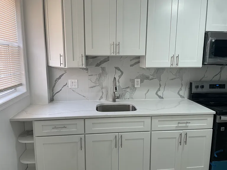 2315 S 12th St #1R — Photo 2