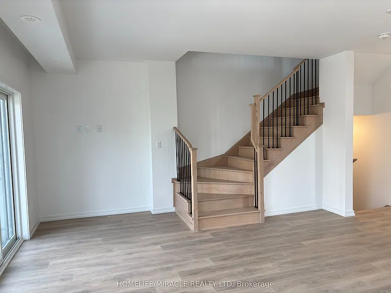 17 Lytham Green Cir #26 — Photo 13