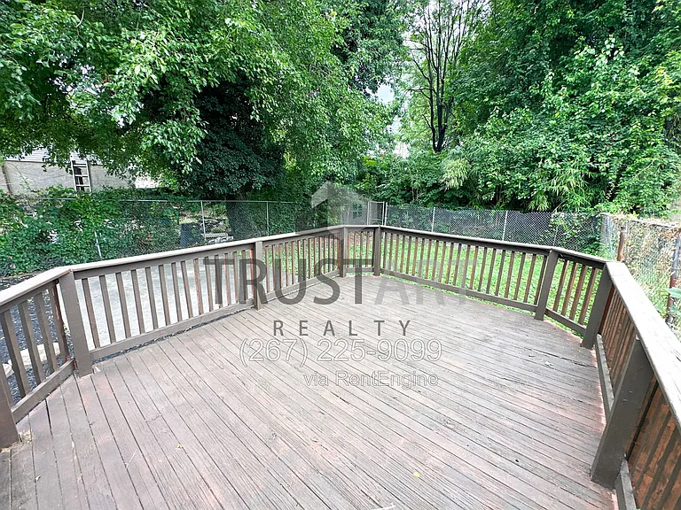 6908 Old York Rd — Photo 49