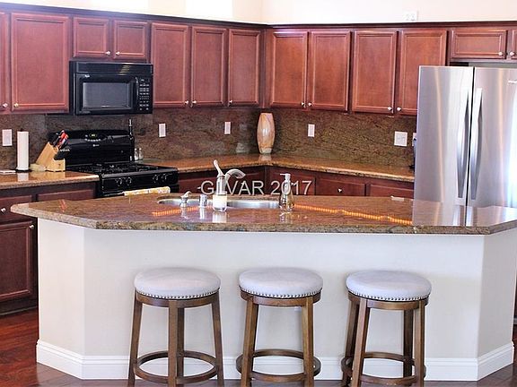5th image of 4475 El Presidio Dr