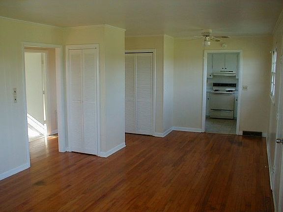 Dining area with 2 closets