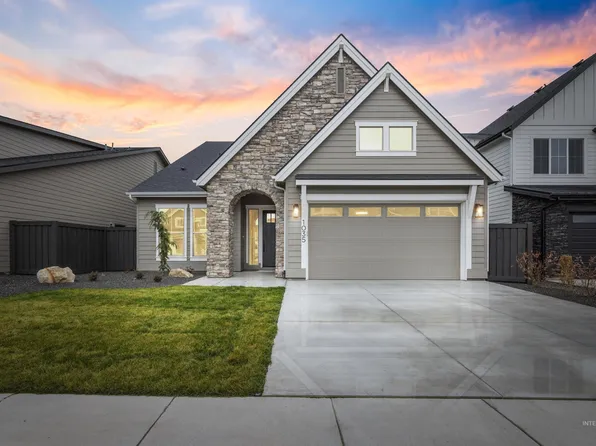 1035 E Crescendo St, Meridian, ID 83642