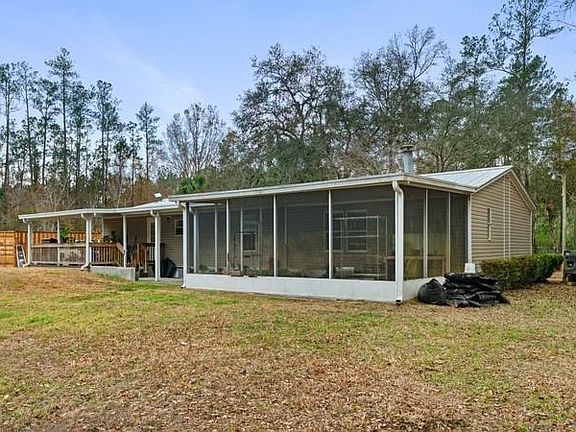 4th image of 10937 SE 24th Street Rd