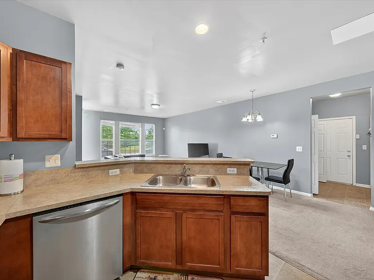 23668 Northstone Village Dr — Photo 11