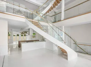 340 West 23rd Street image 1 of 34