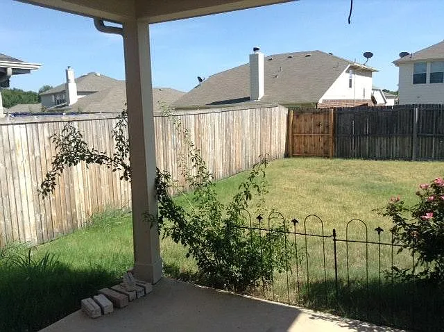 2105 Tanur Cascade Dr — Photo 6