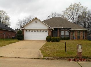5017 Pine Crest Cir, Texarkana, AR 71854