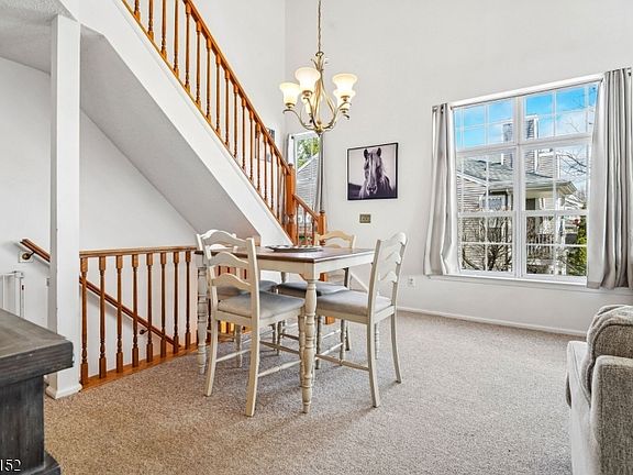 5th image of 1317 Paddington Rd