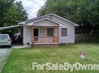 441 S 1st St, Colwich, KS 67030