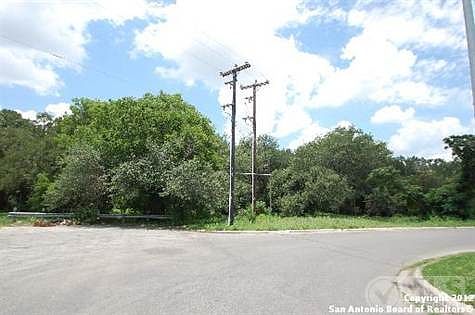 4th image of 9219 Towering Oaks St