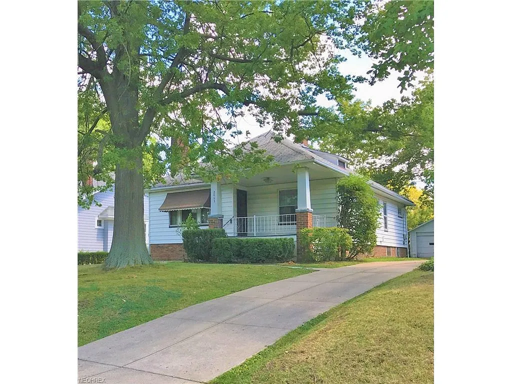 2463 Canterbury Rd photo 1