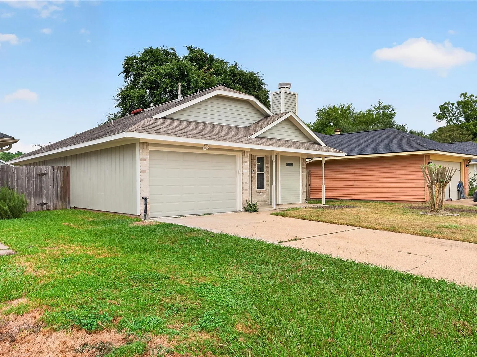 3 bed, 2.0 bath, 1088 sqft, $1,500 — Photo 2