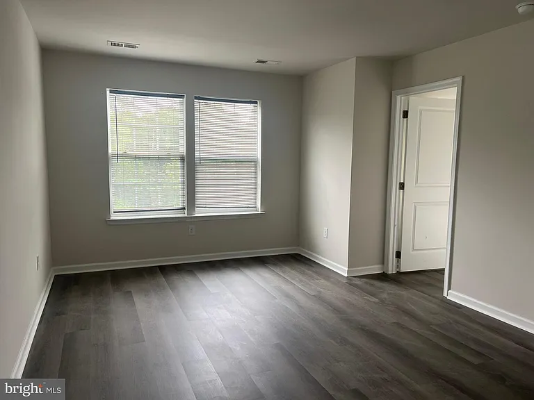 106 Sickler Ct — Photo 16