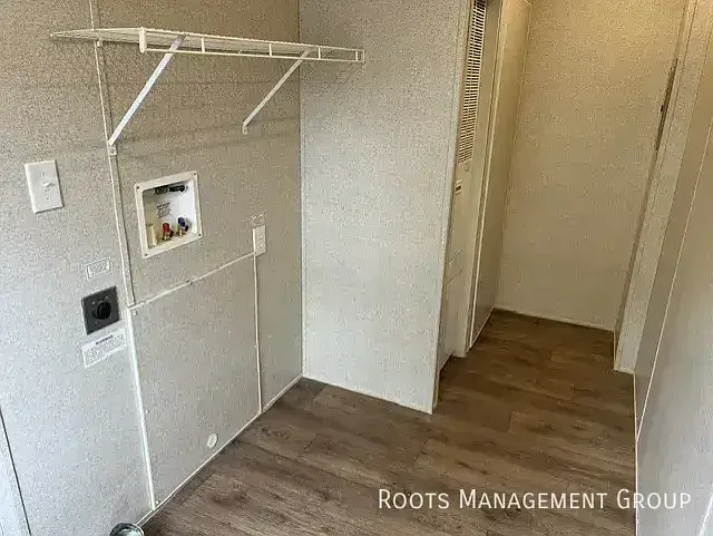 1421 Winona St #1421WN — Photo 4