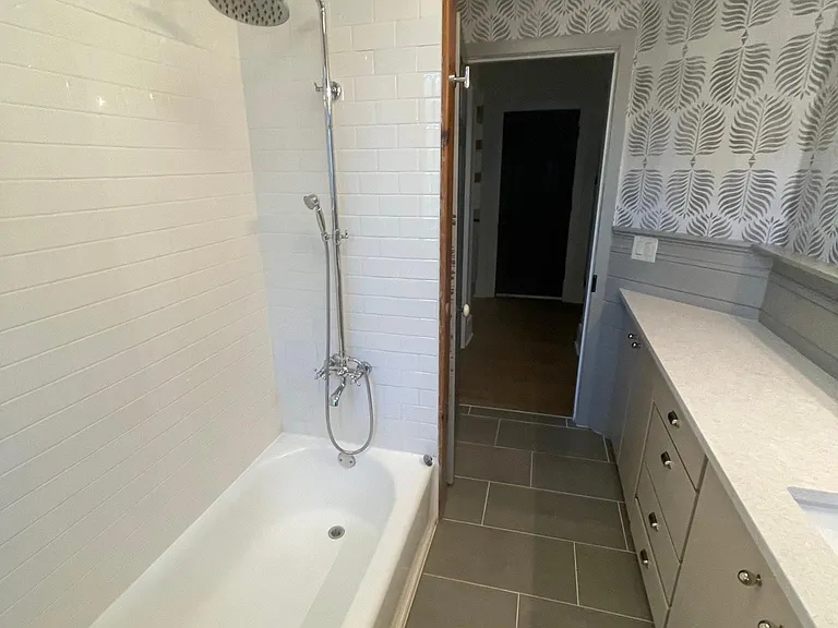 2917 Ion Ave — Photo 9