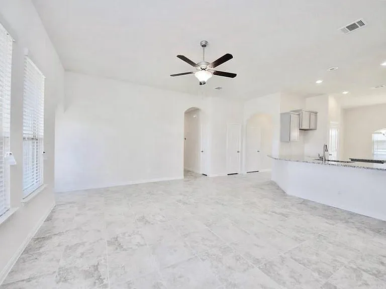 1225 Homer Ln — Photo 13