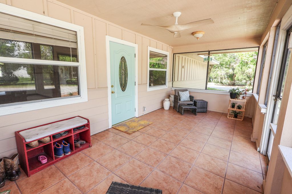 Apartment in Okeechobee - View 4