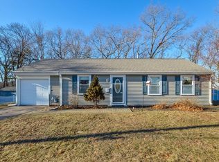 33 Cranch St, Weymouth, MA 02189