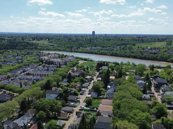 10173 93rd St NW, Edmonton, AB T5H 1W8