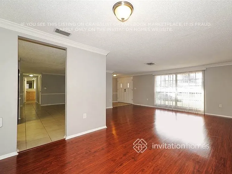 8701 Lincolnshire Dr — Photo 4