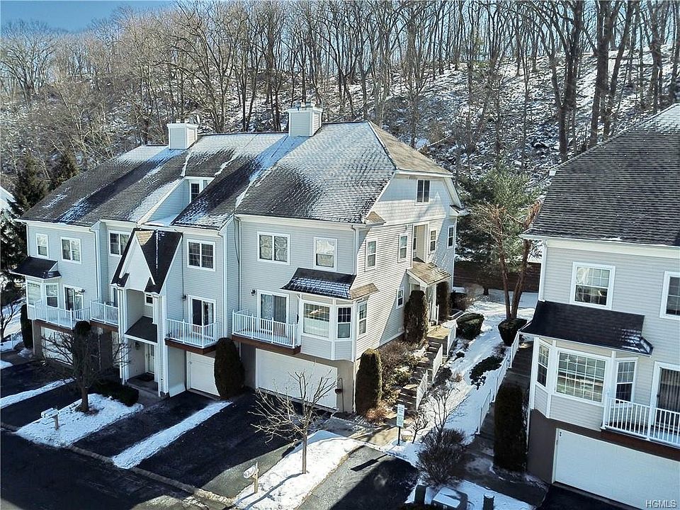 1st image of 92 Crystal Hill Dr