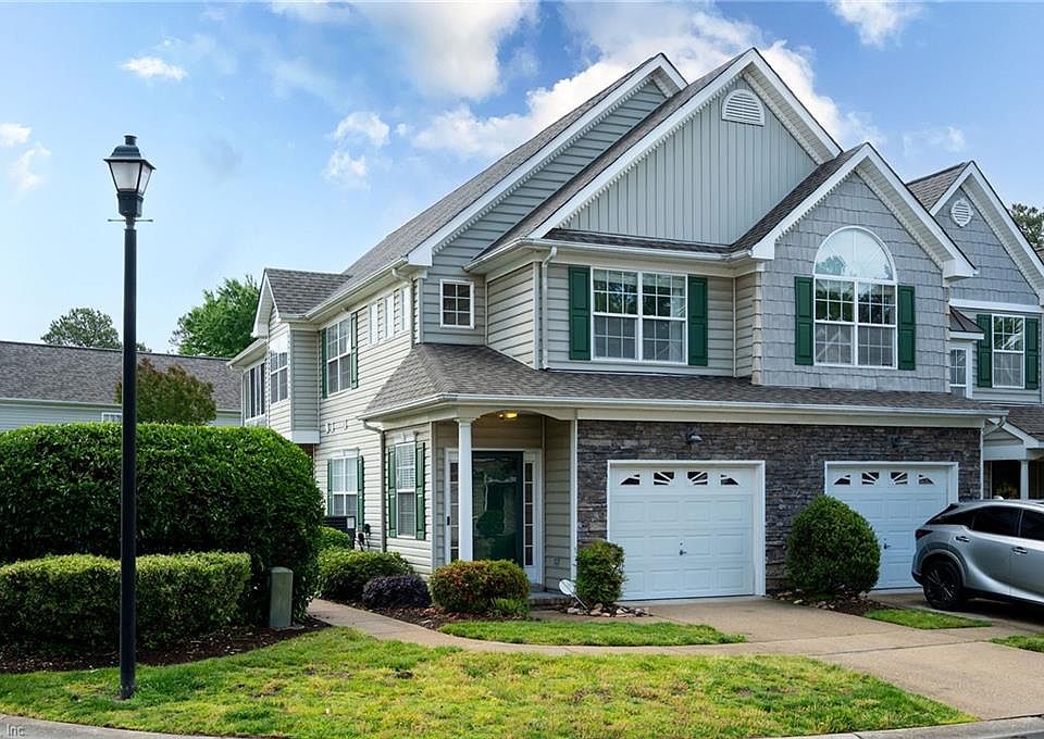1st image of 1702 Sawgrass Ln