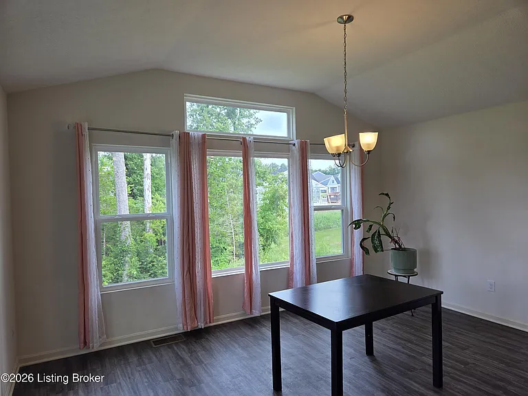 108 Strawberry Field Dr — Photo 7