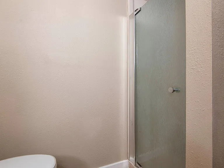 4444 S Robberson Ave — Photo 10