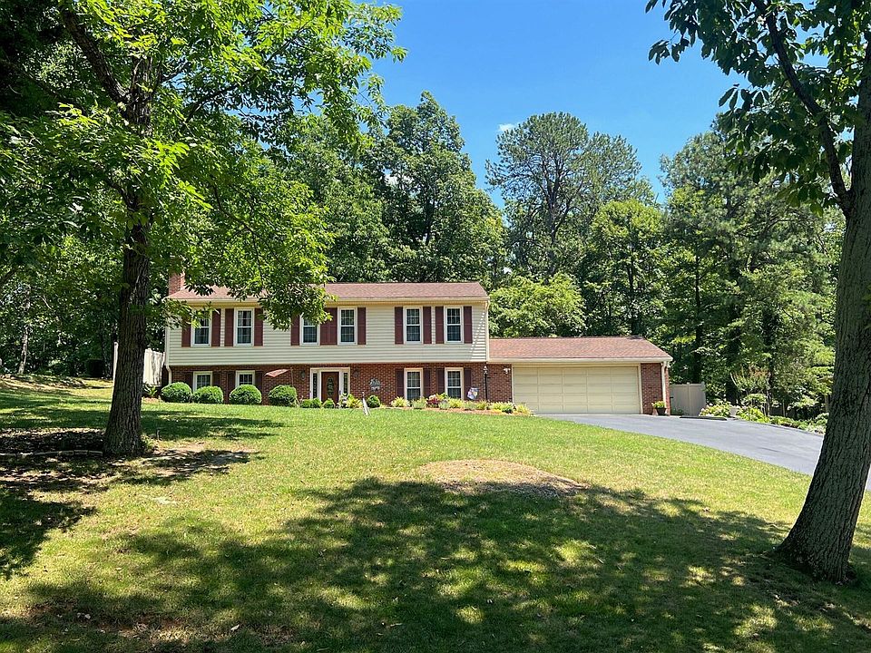 1st image of 2229 Donagale Dr