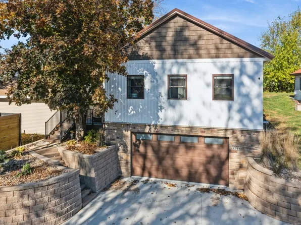 1314 Glenway Dr, Newton, IA 50208