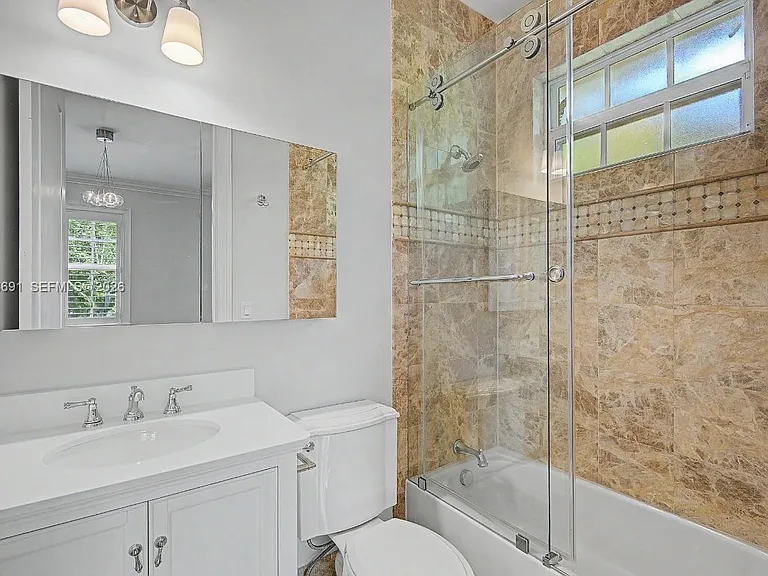 5000 SW 73rd Ter — Photo 12