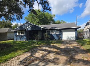6054 Lisa Ln, Houston, TX 77021