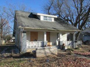 1324 N Farmer Ave, Springfield, MO 65802