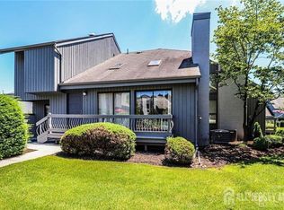 180 Westgate Dr, Edison, NJ 08820