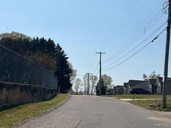 4th image of 219 N Scruggs St