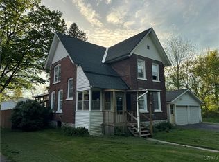 476 Vanduzee St, Watertown, NY 13601