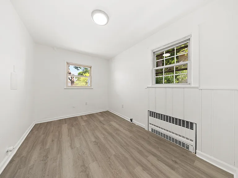 493 Beverly Rd #2 — Photo 9