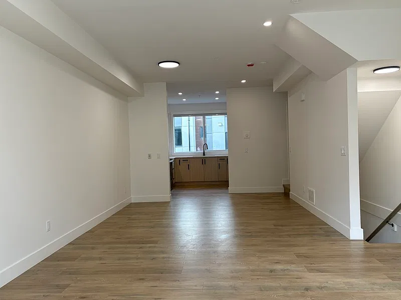 2 bed, 2.5 bath, 1114 sqft, $2,650 — Photo 3