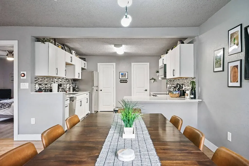 3 bed, $8,079 — Photo 3
