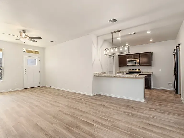 110 Levi Ct #A — Photo 3